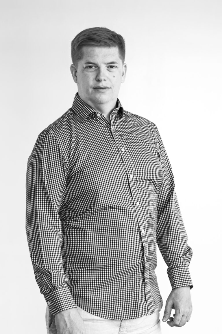 Dominik Divák